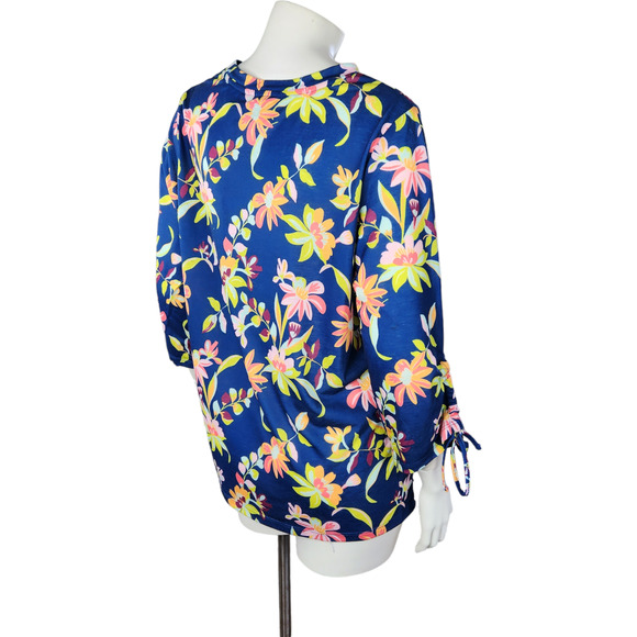 Caribbean Joe Women's Large Blue Floral Blouse 3/4 Sleeves Tie Detail NWT Cruise - Picture 10 of 15